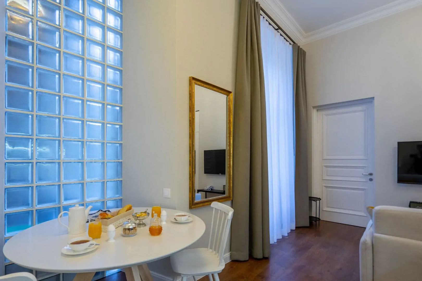 Foto - TIFLIS OPERA Aparthotel