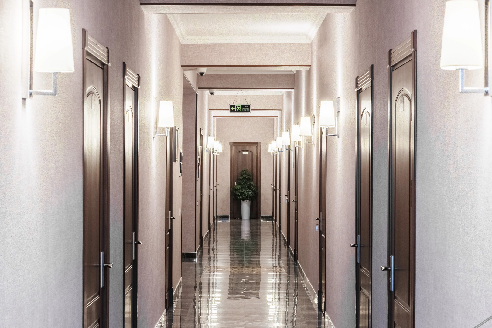 Foto - Western Suites Hotel