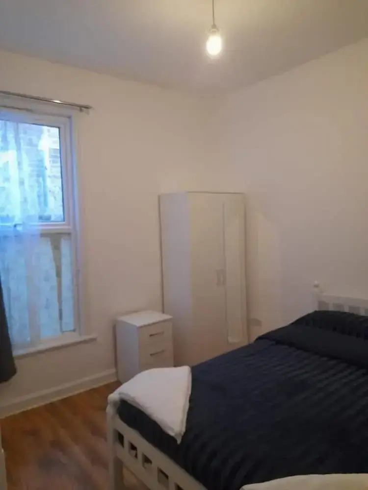 Photo - Rayan's Lodge Stratford London by OYO