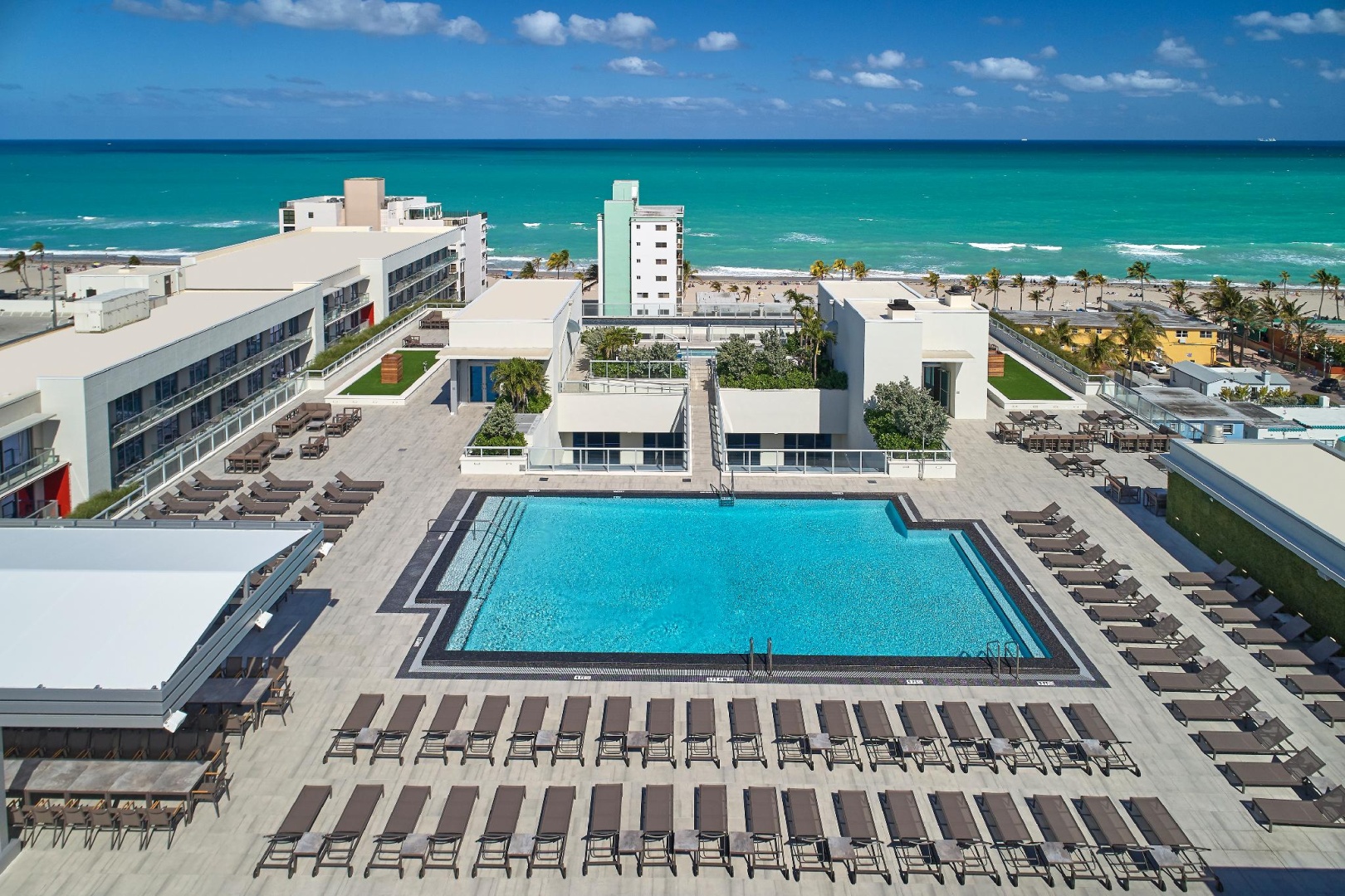 Photo - Costa Hollywood Beach Resort