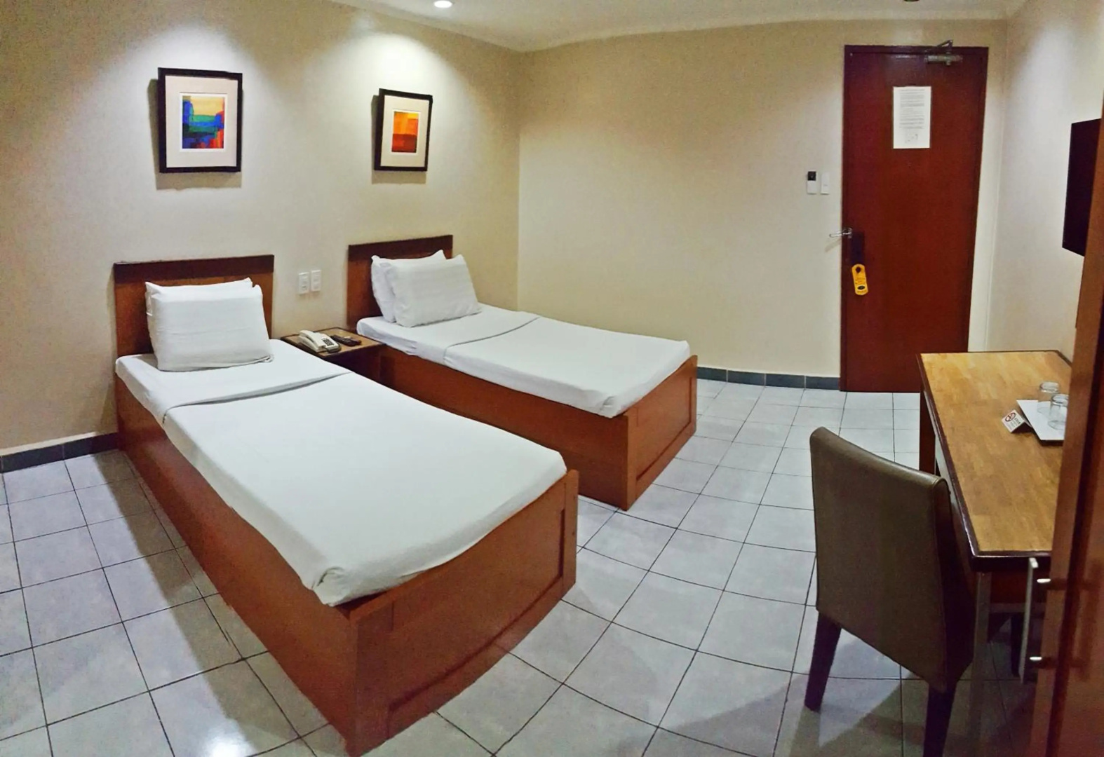 Foto - Golden Valley Hotel