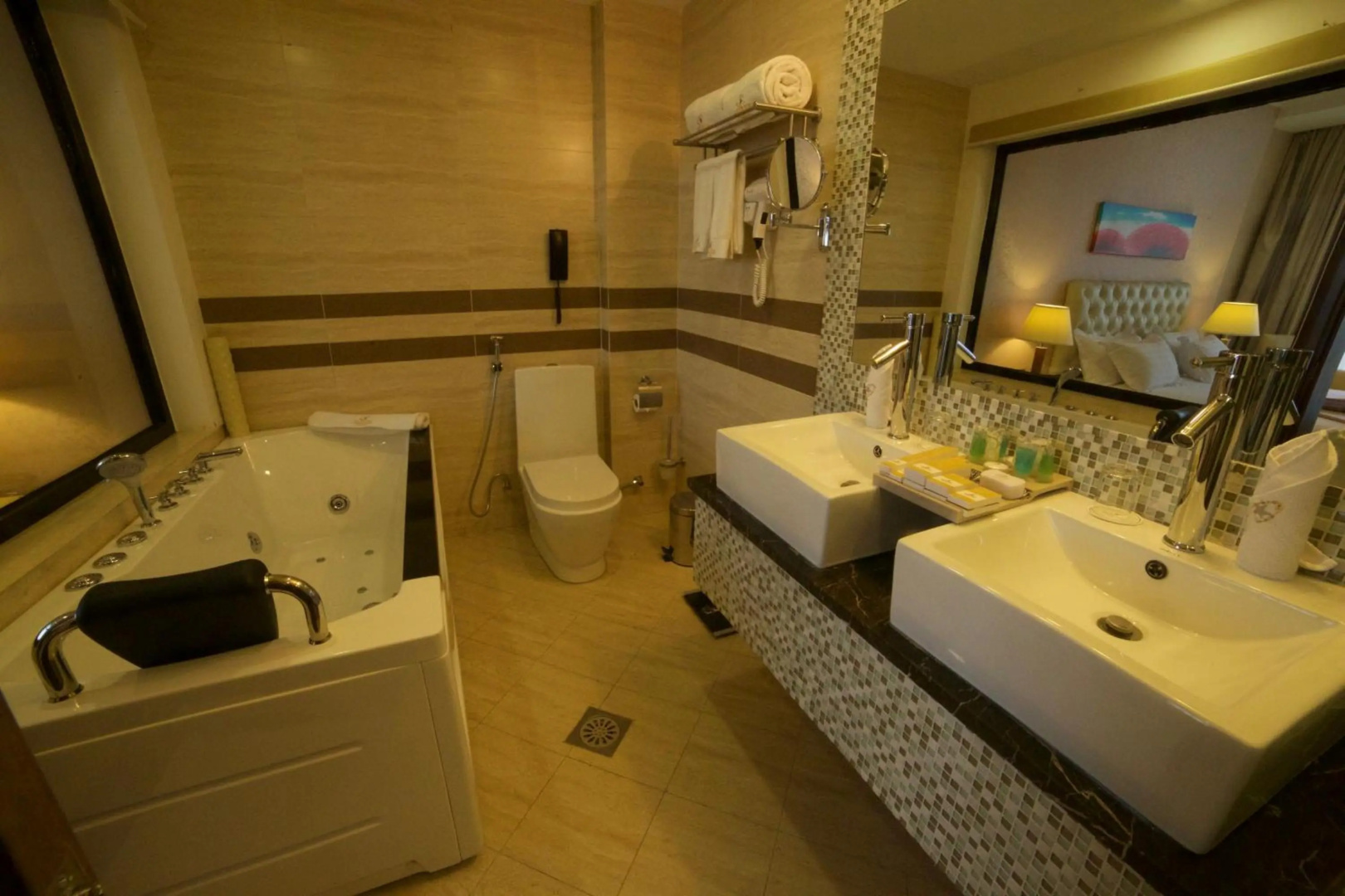 Photo - Getfam Hotel