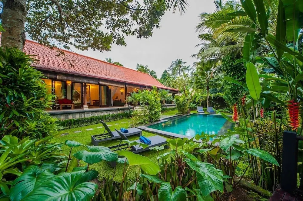 Foto - Luxury 3BR Infinity Jungle View Aashaya Villa Ubud