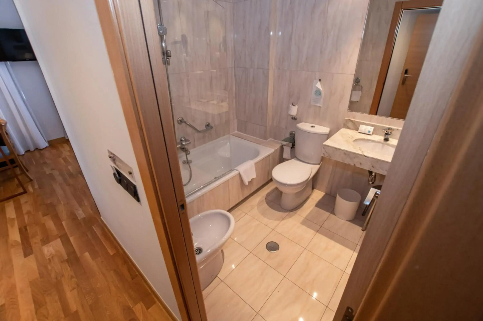 Photo - Hotel Castilla Vieja