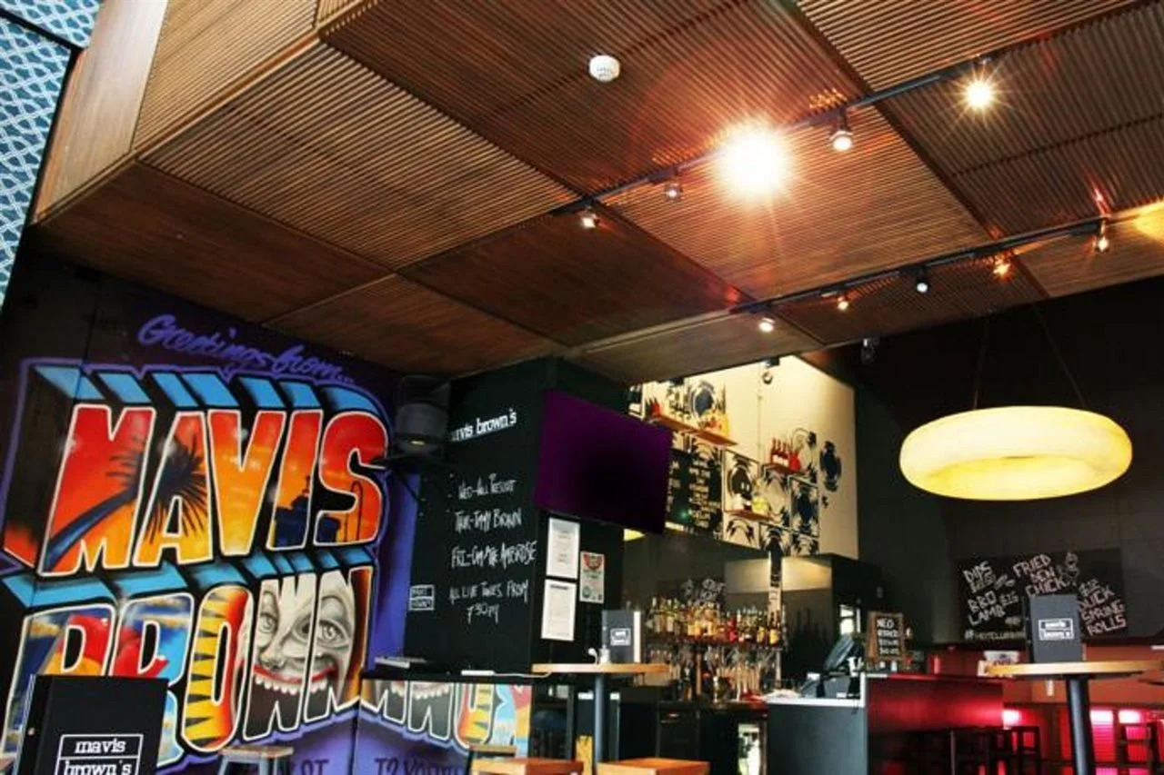 Photo - Saint Kilda Beach Hotel