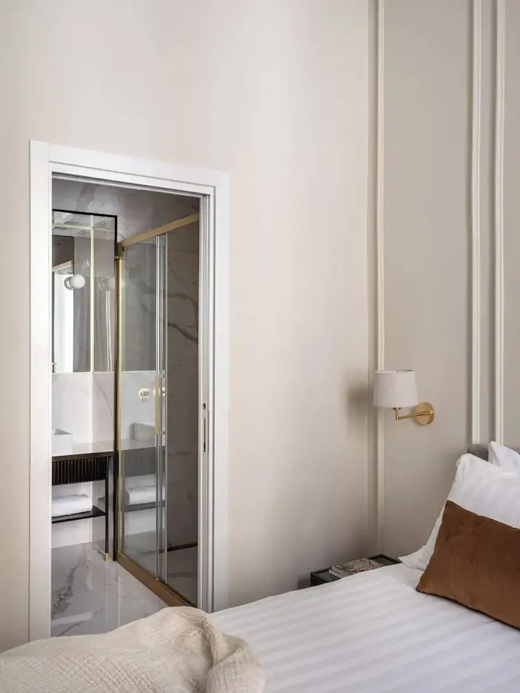 Foto - Golden House Vatican - Rienzo