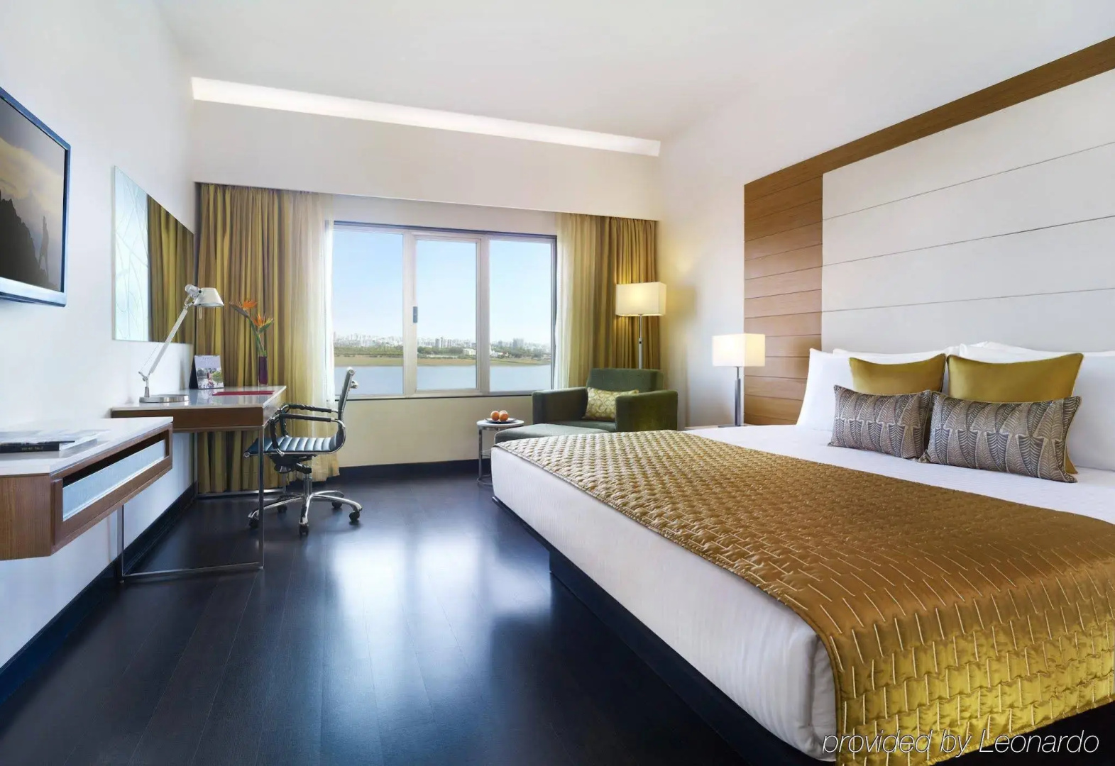 Foto - Surat Marriott Hotel