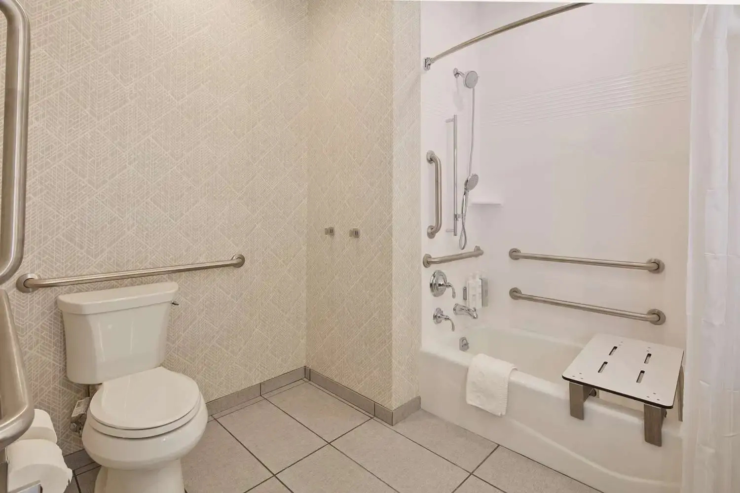 Photo - Home2 Suites By Hilton Sacramento At Csus