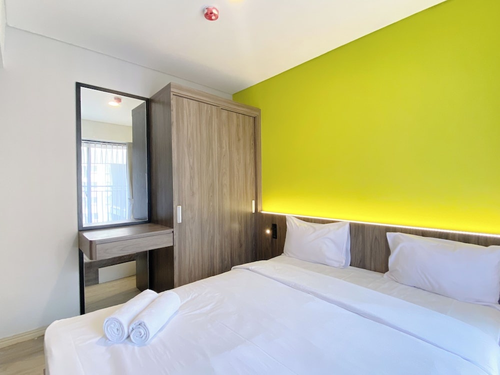 Best Modern 2Br At Meikarta Apartment