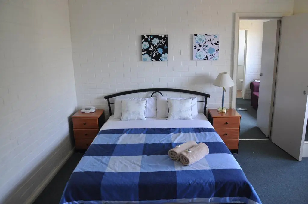 Photo - H & D Apartments