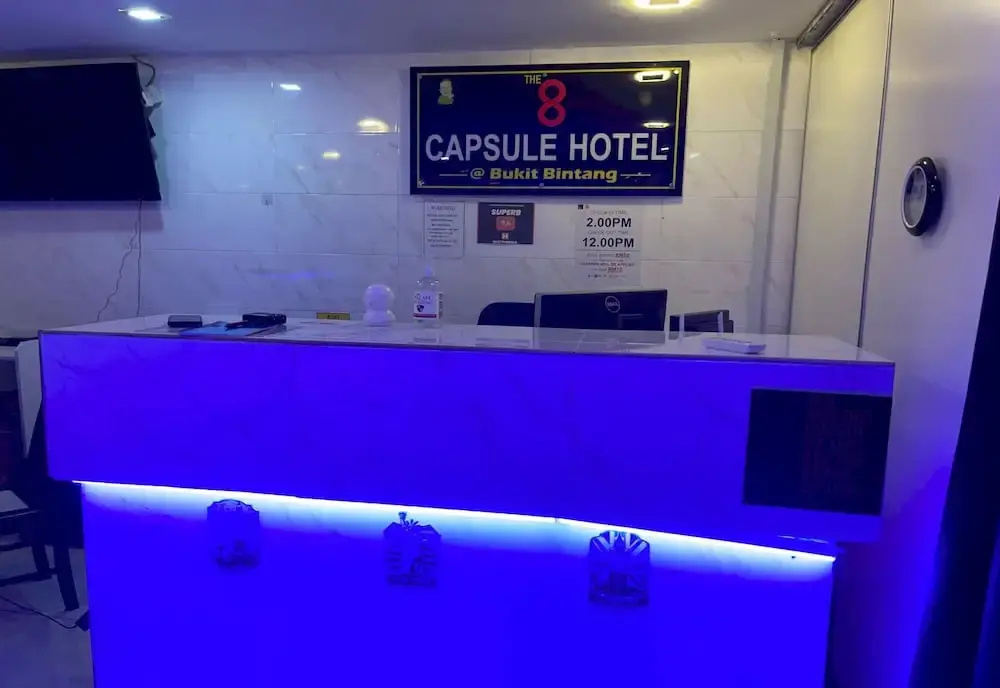 Foto - Oyo 91036 J Capsule Hotel Jalan Bukit