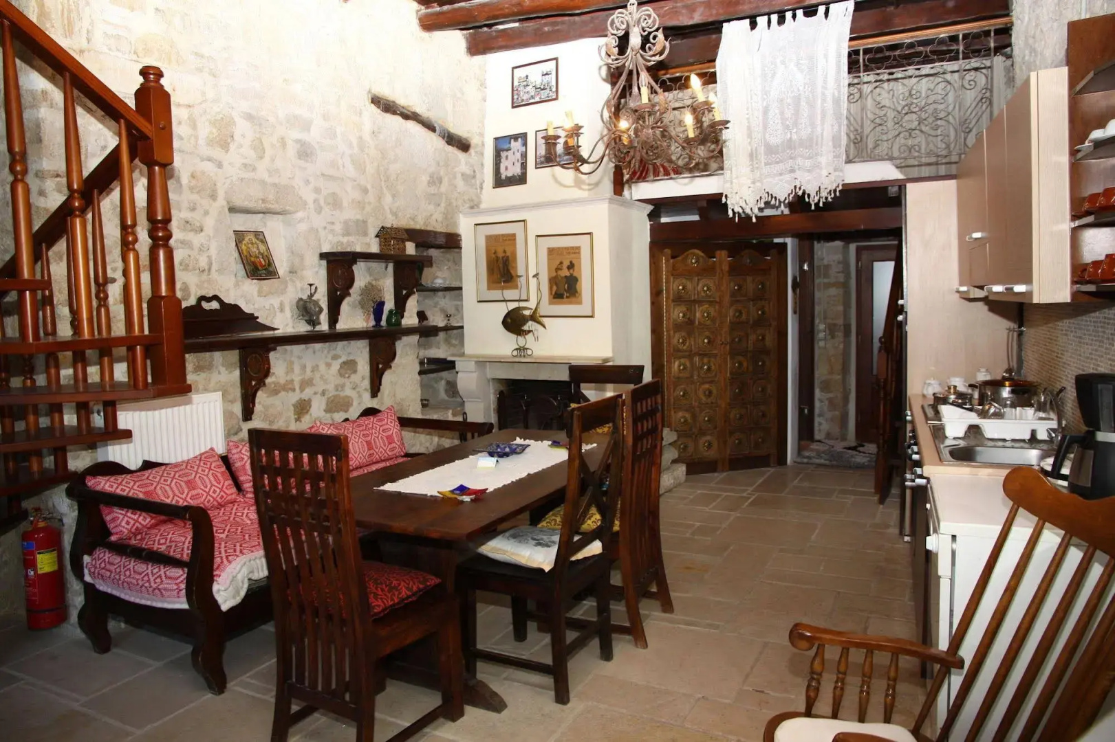 Photo - Traditional Cretan Houses,Agios Myronas