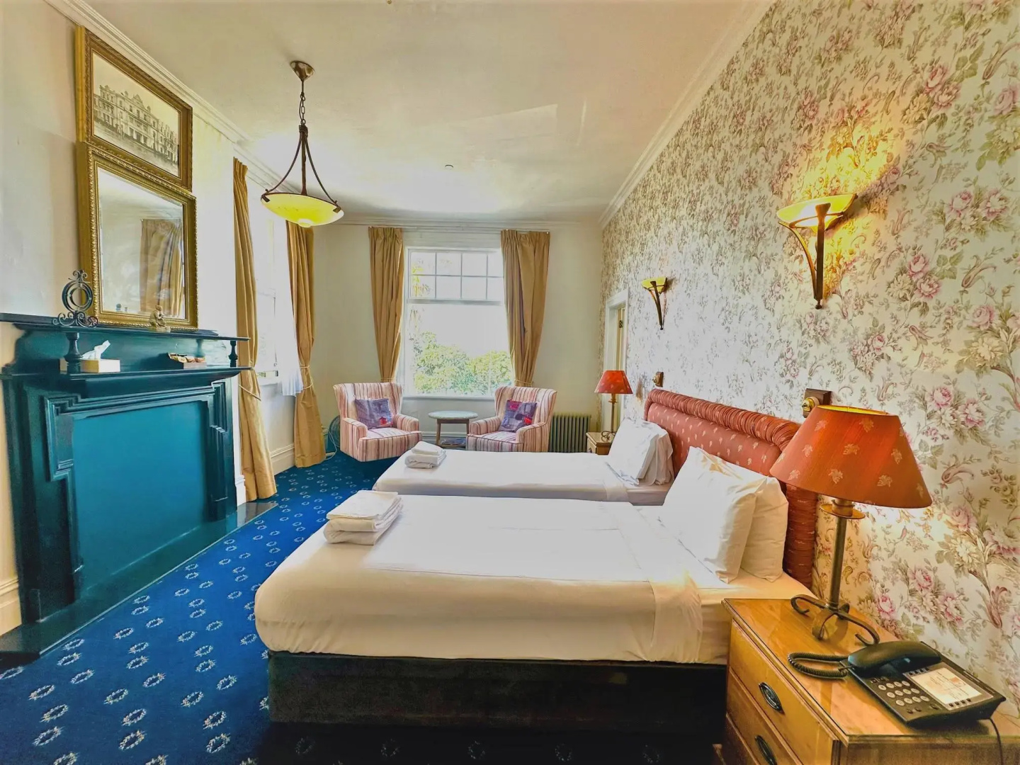 Photo - The Esplanade Hotel