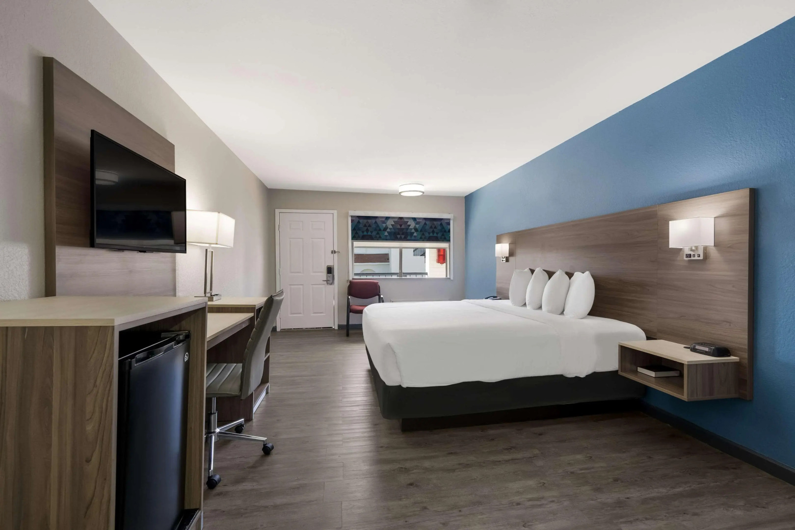 Photo - SureStay Hotel by Best Western Spring North Houston