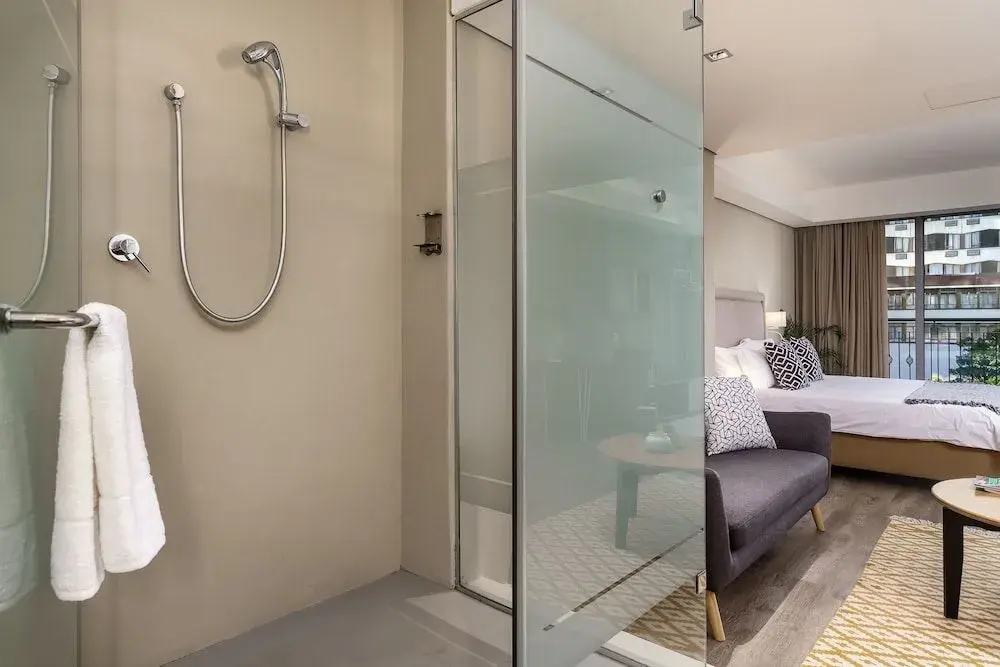 Photo - WINK Aparthotel Foreshore