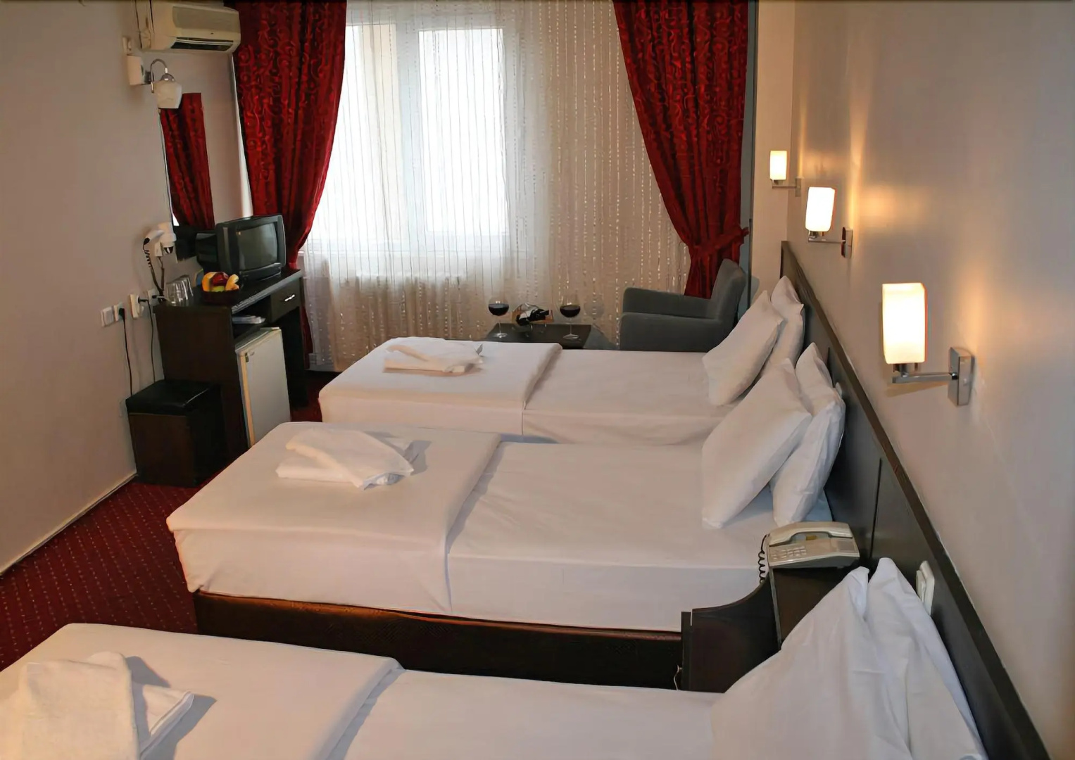 Photo - Hotel Diana
