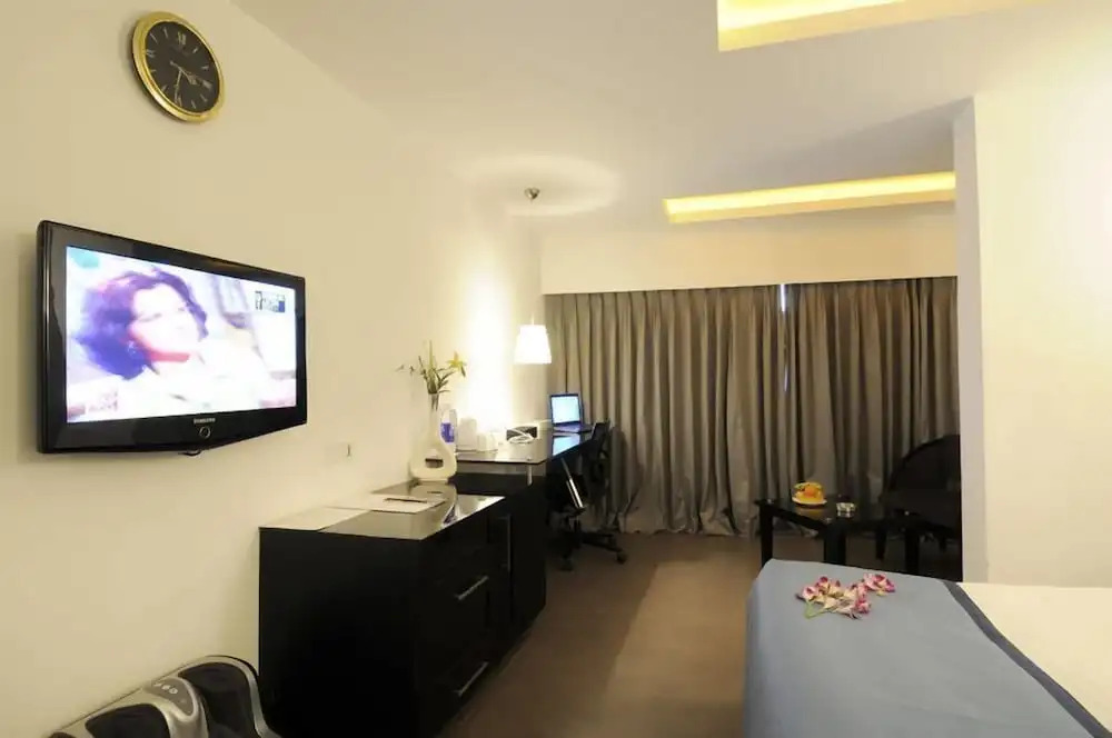 Photo - The Central Court