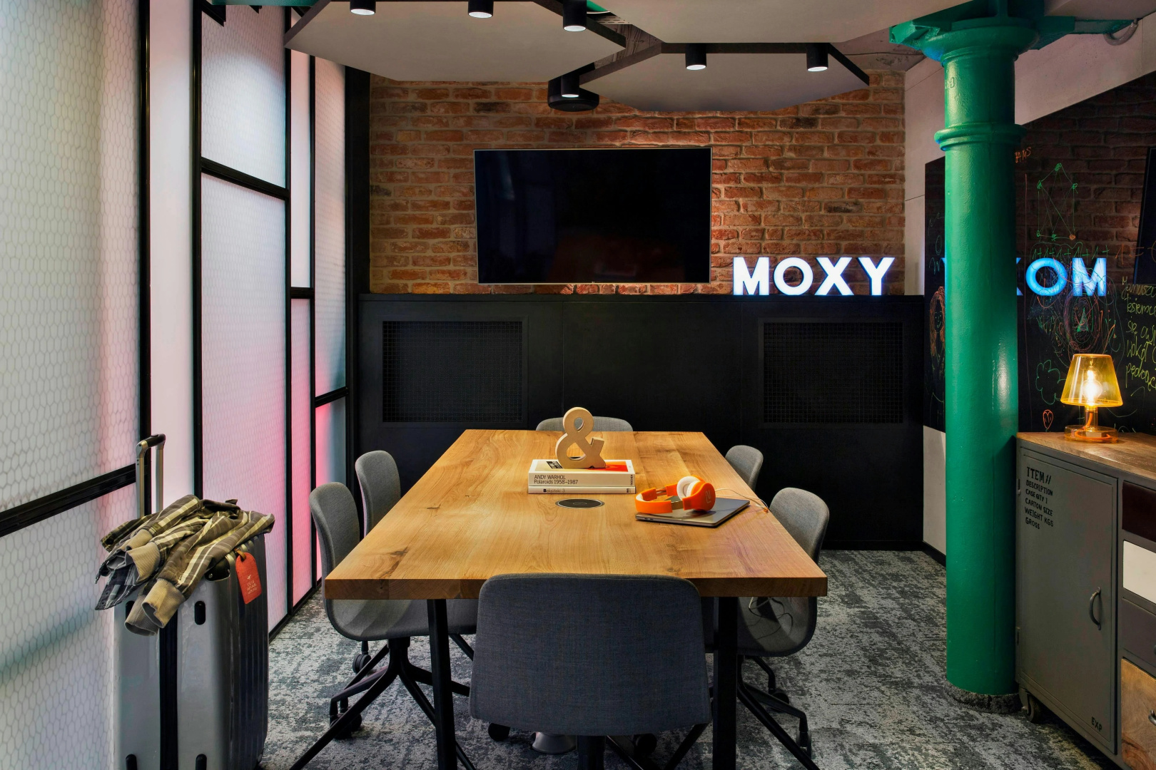 Foto - Moxy Warsaw Praga