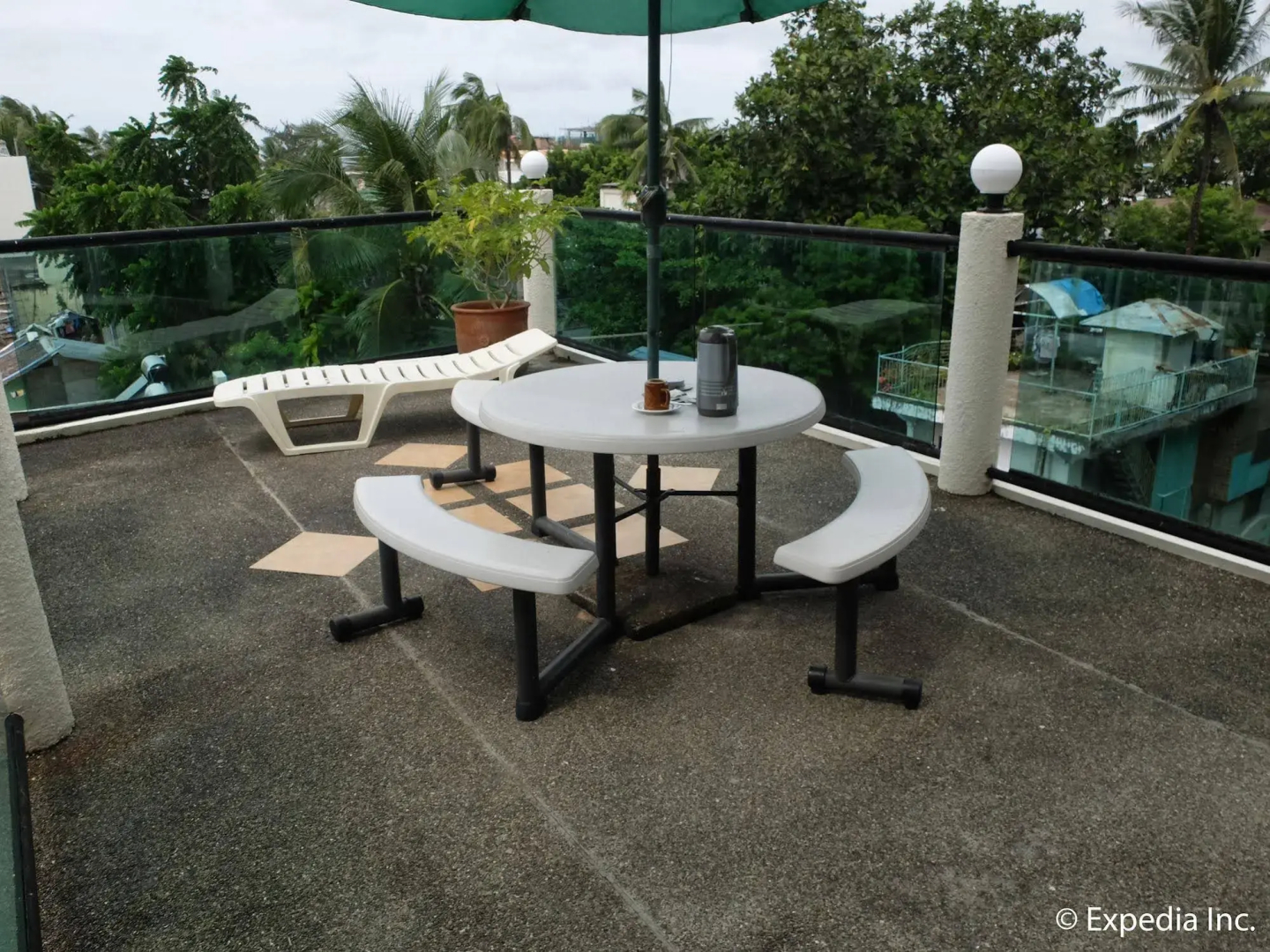 Photo - Turtle Inn Resort