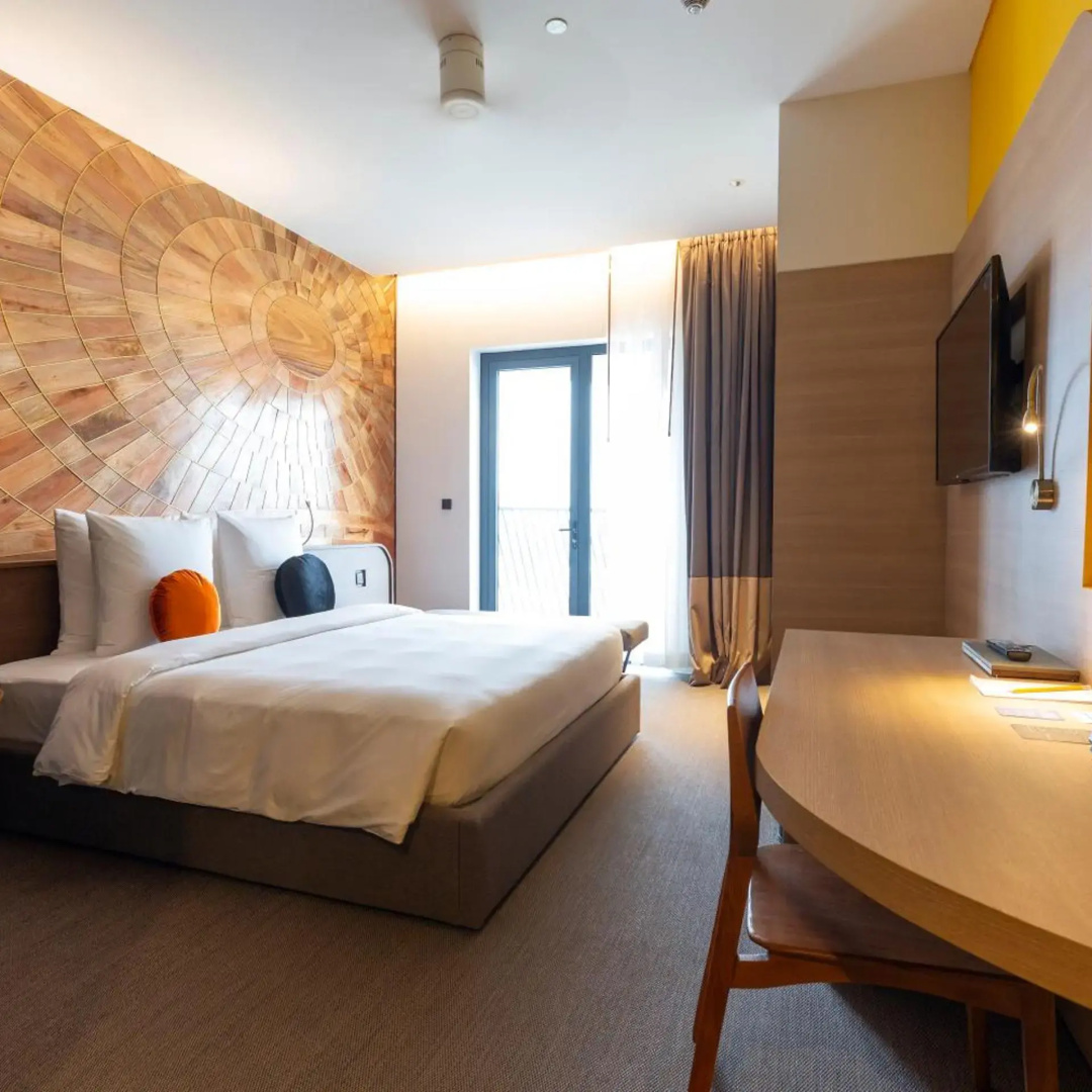 Photo - SUN & MOON, Riverside Hotel