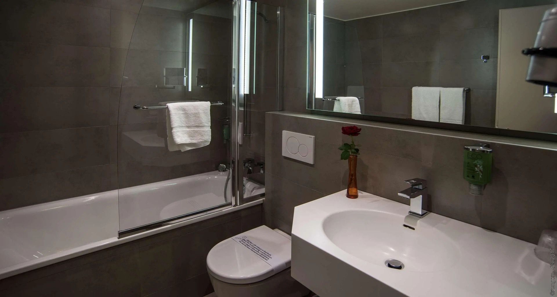 Foto - Everness Hotel & Resort