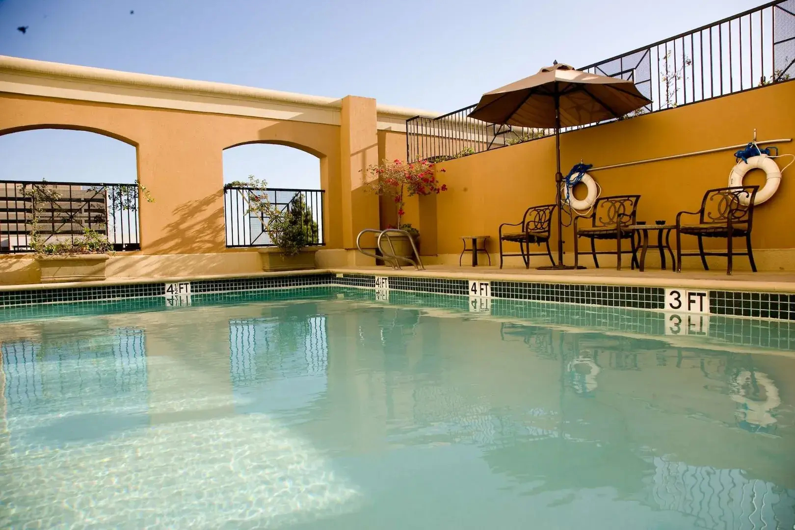 Photo - Hotel Zessa Orange County Airport, a DoubleTree by Hilton