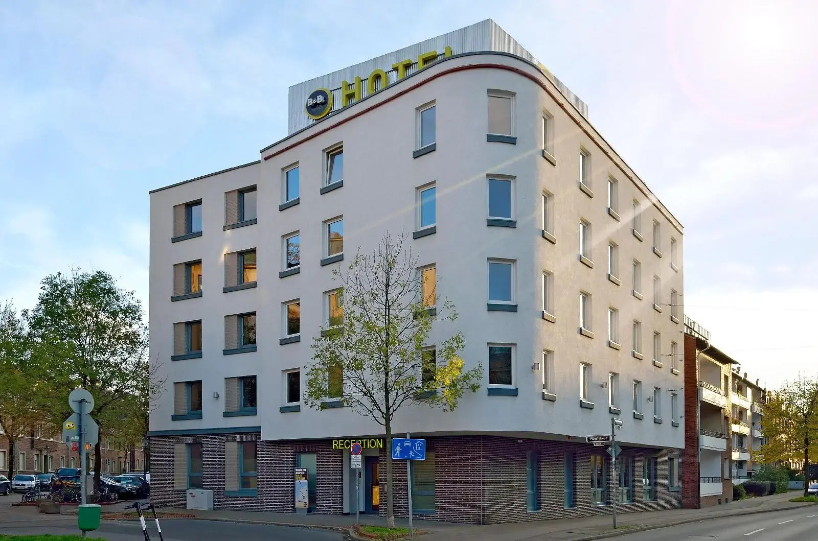 Photo - B&B Hotel Düsseldorf City-Süd