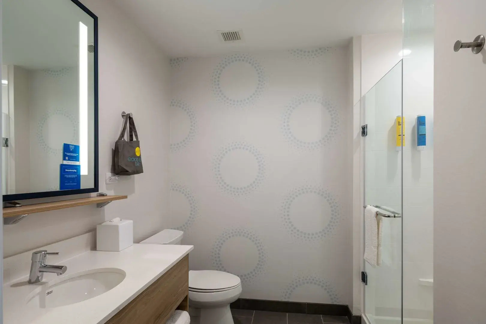 Photo - Tru by Hilton Naperville Chicago