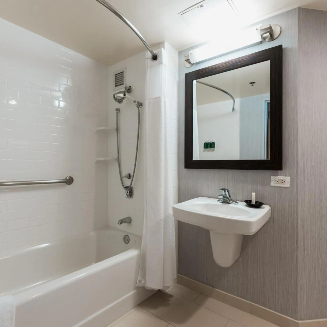 Photo - Courtyard by Marriott Los Angeles LAX/Century Boulevard