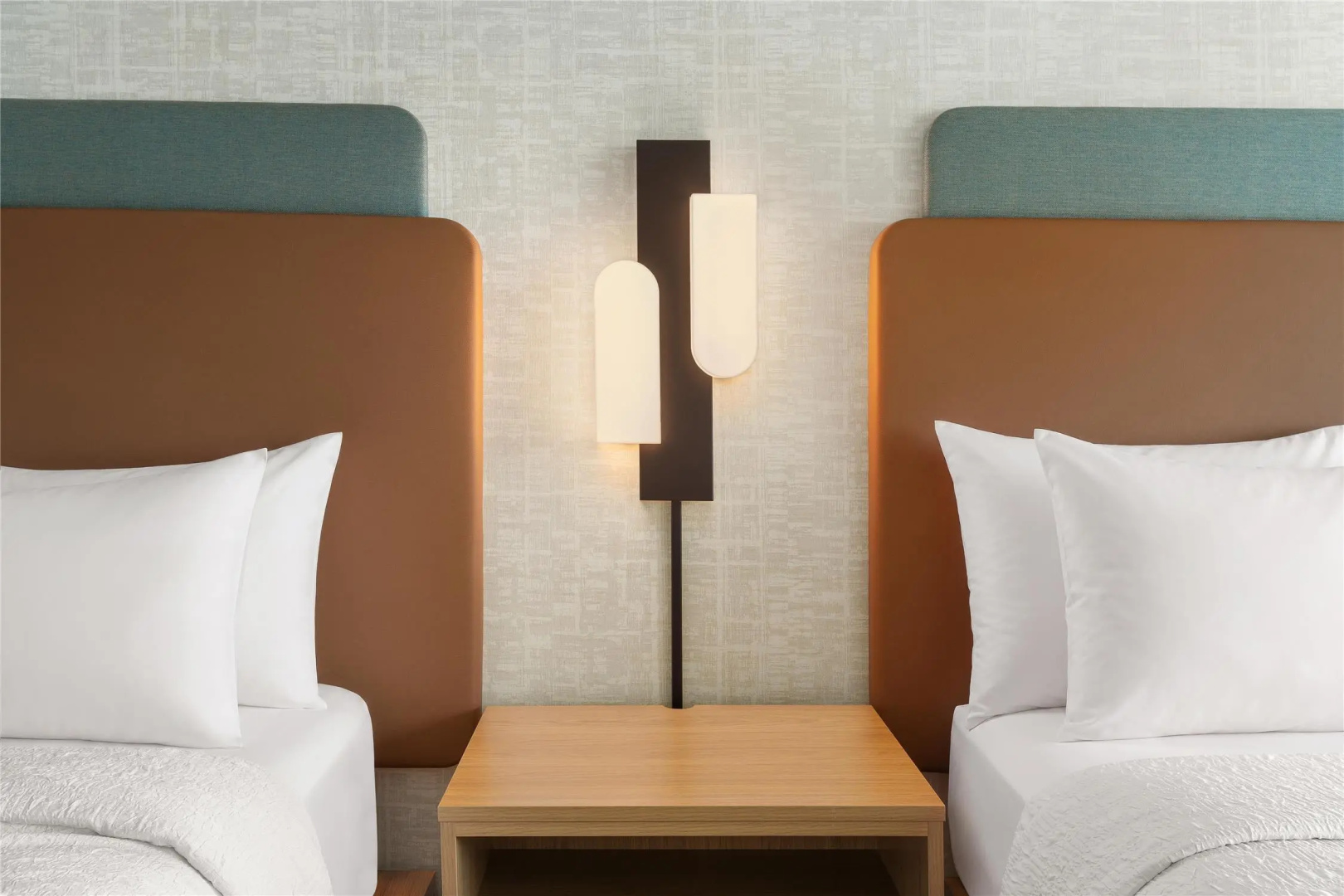 Foto - Hampton Inn by Hilton Calgary Airport North