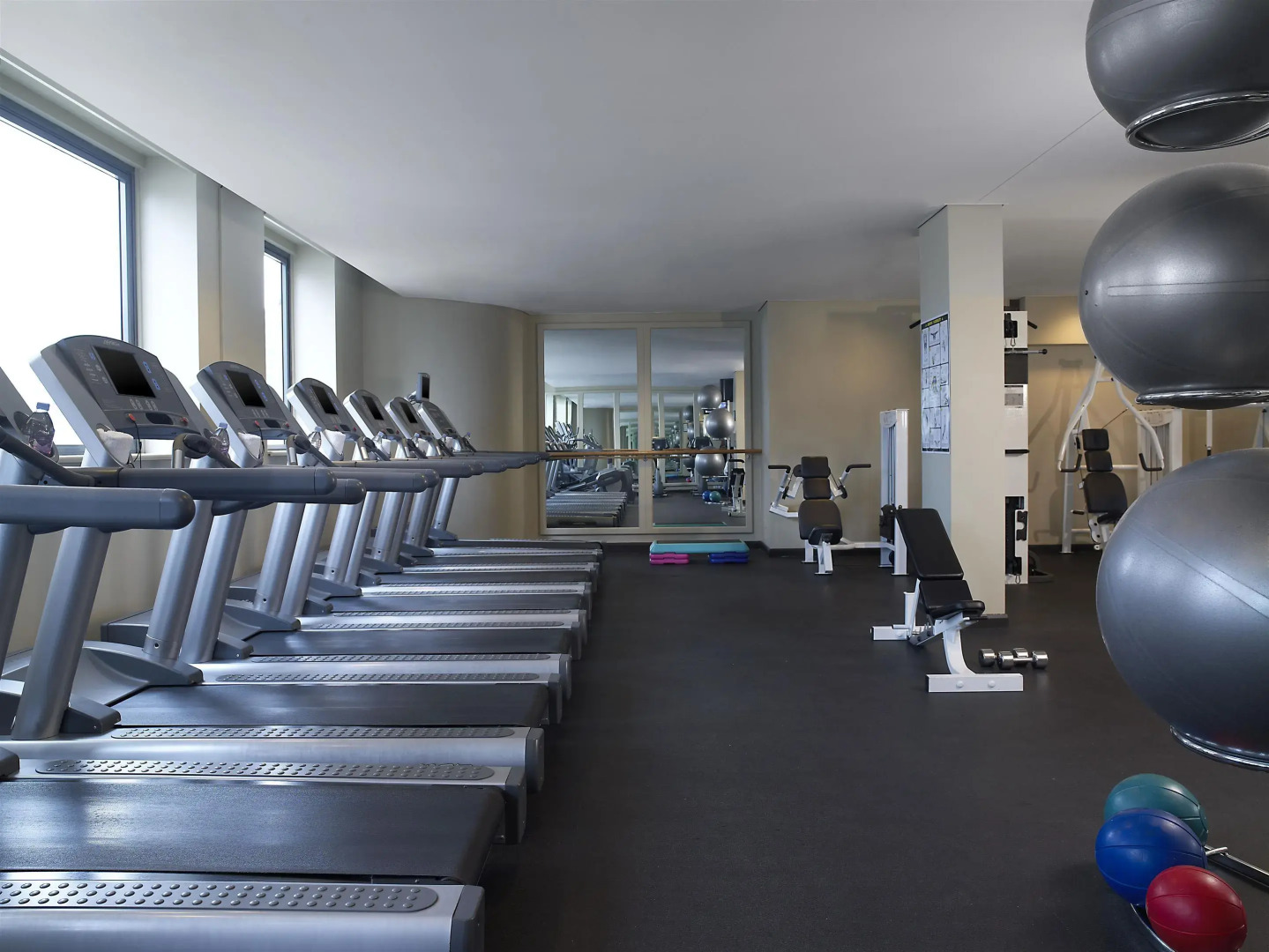 Photo - Sheraton Grand Sydney Hyde Park