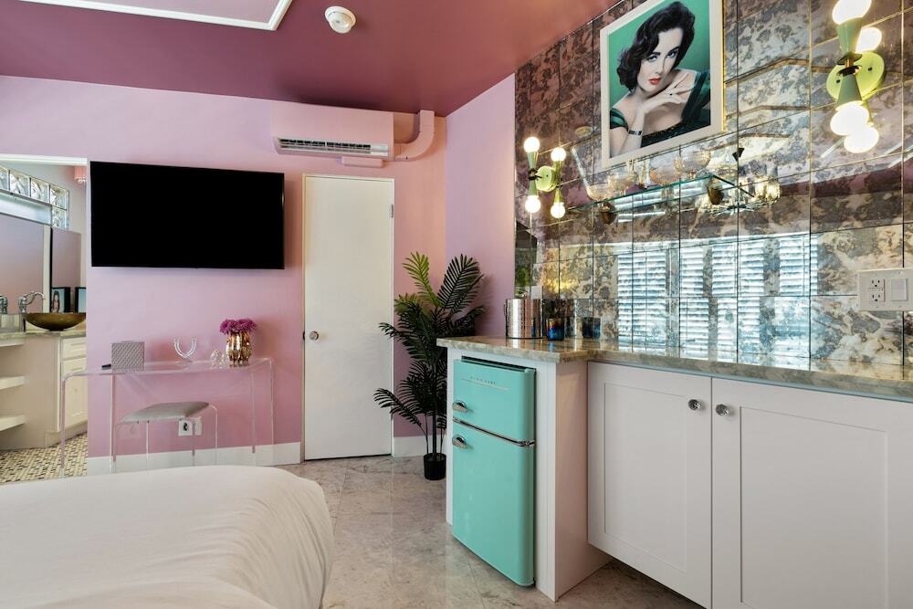 Photo - The Velvet Rope PS