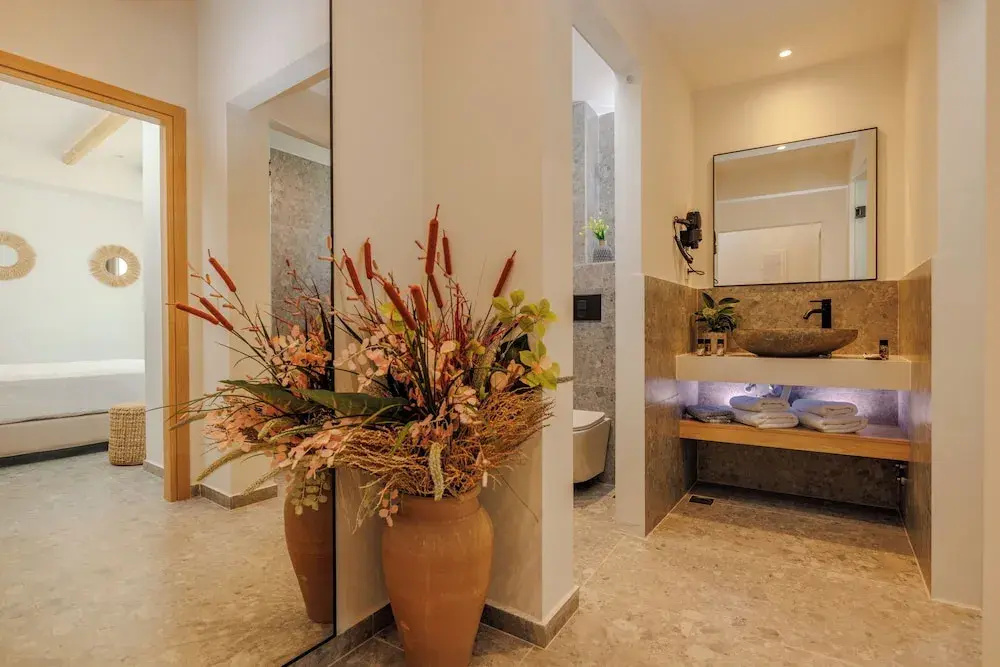 Photo - Soho SeaFront Suites