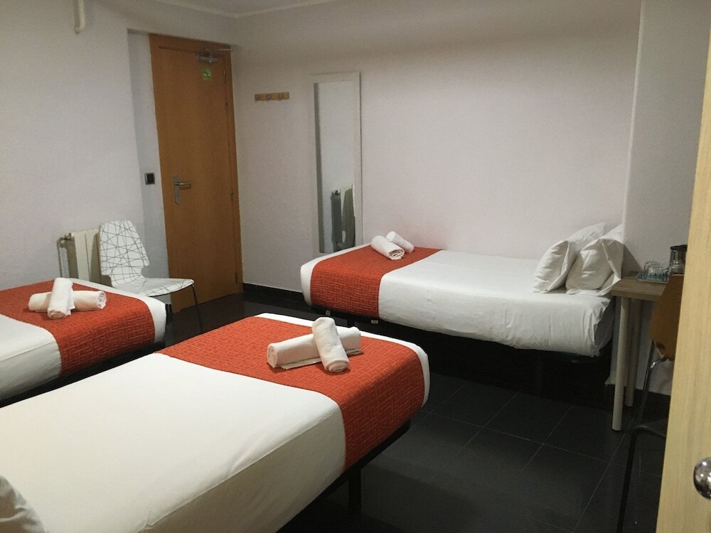 Photo - Hostal Levante Barcelona