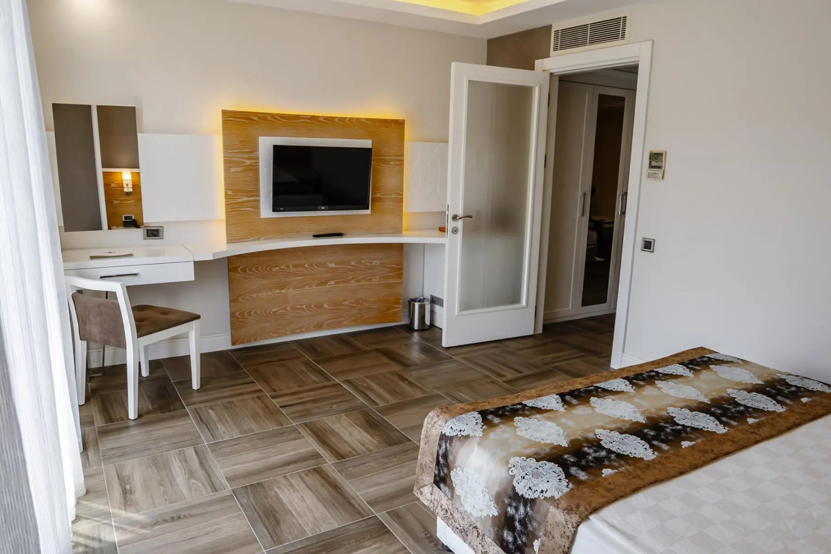 Photo - Selcukhan Hotel
