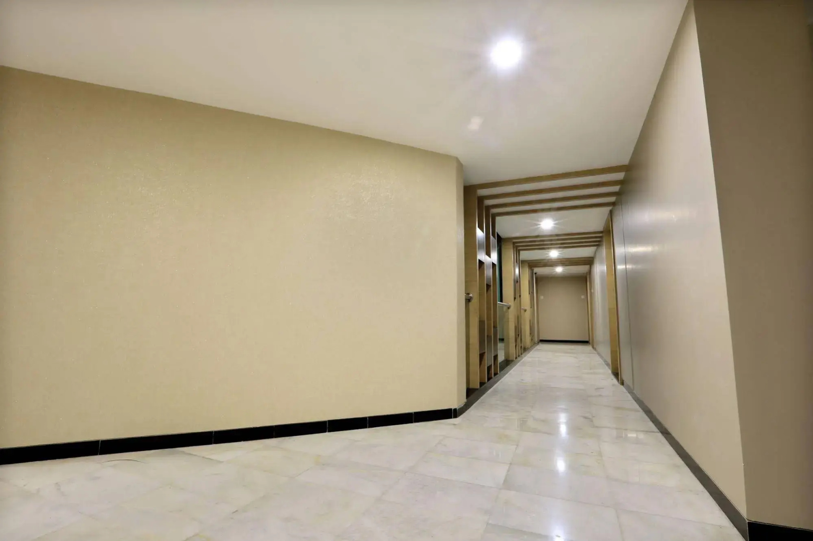Foto - Central Beacon Hotel Surat