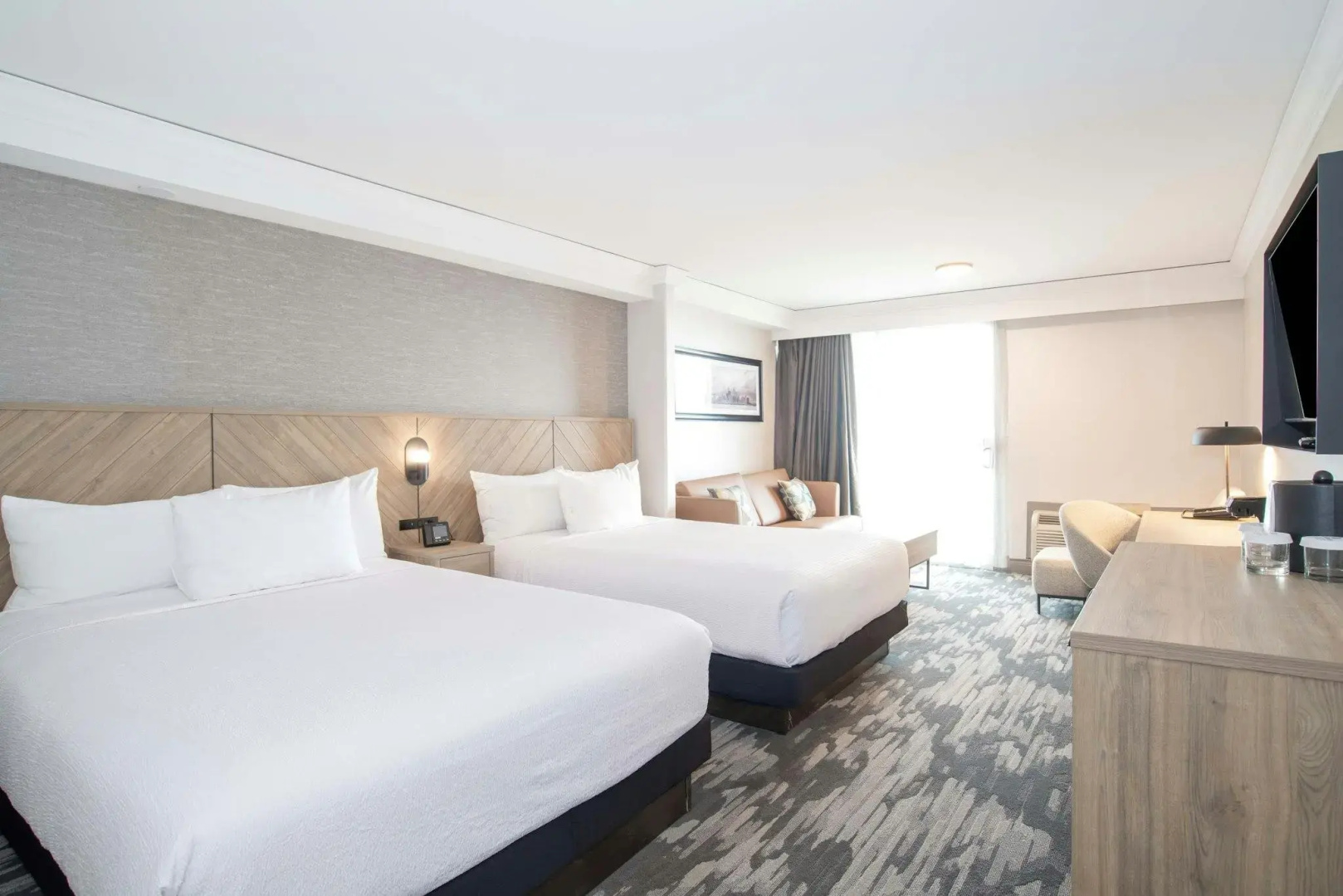 Foto - Sandman Signature Toronto Airport Hotel