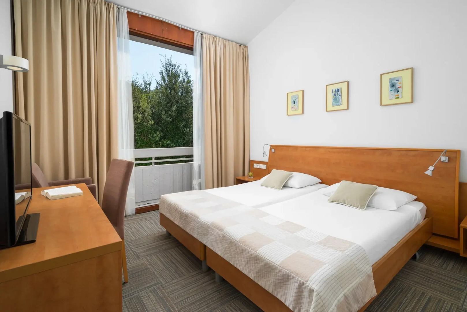 Photo - Valamar Tirena Hotel