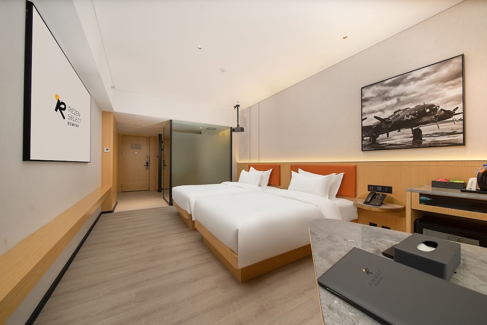 Guangzhou Baiyun Airport Rezen Select Hotel