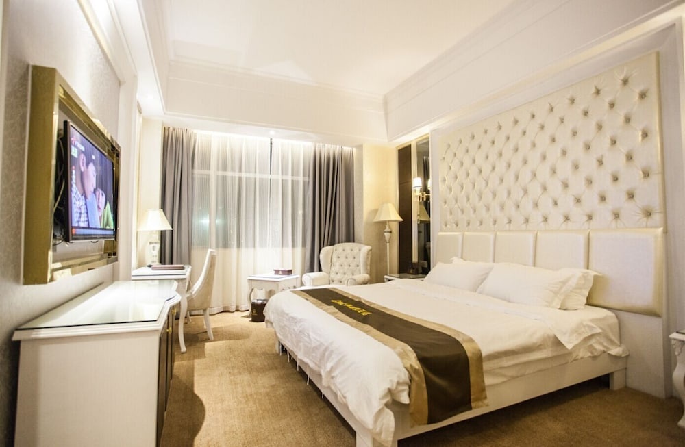 Kelly Wah International Hotel