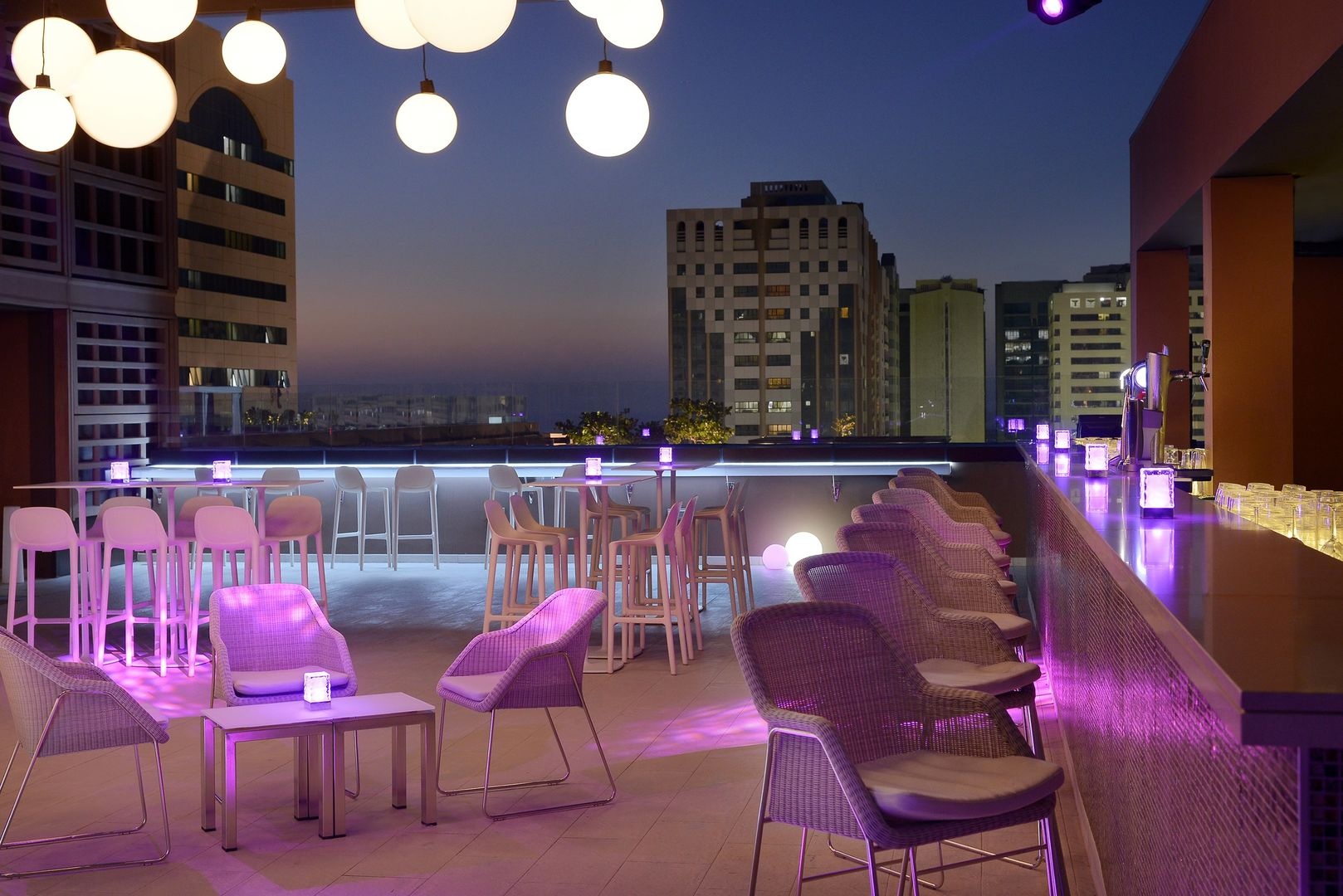 Photo - Courtyard by Marriott World Trade Center Abu Dhabi