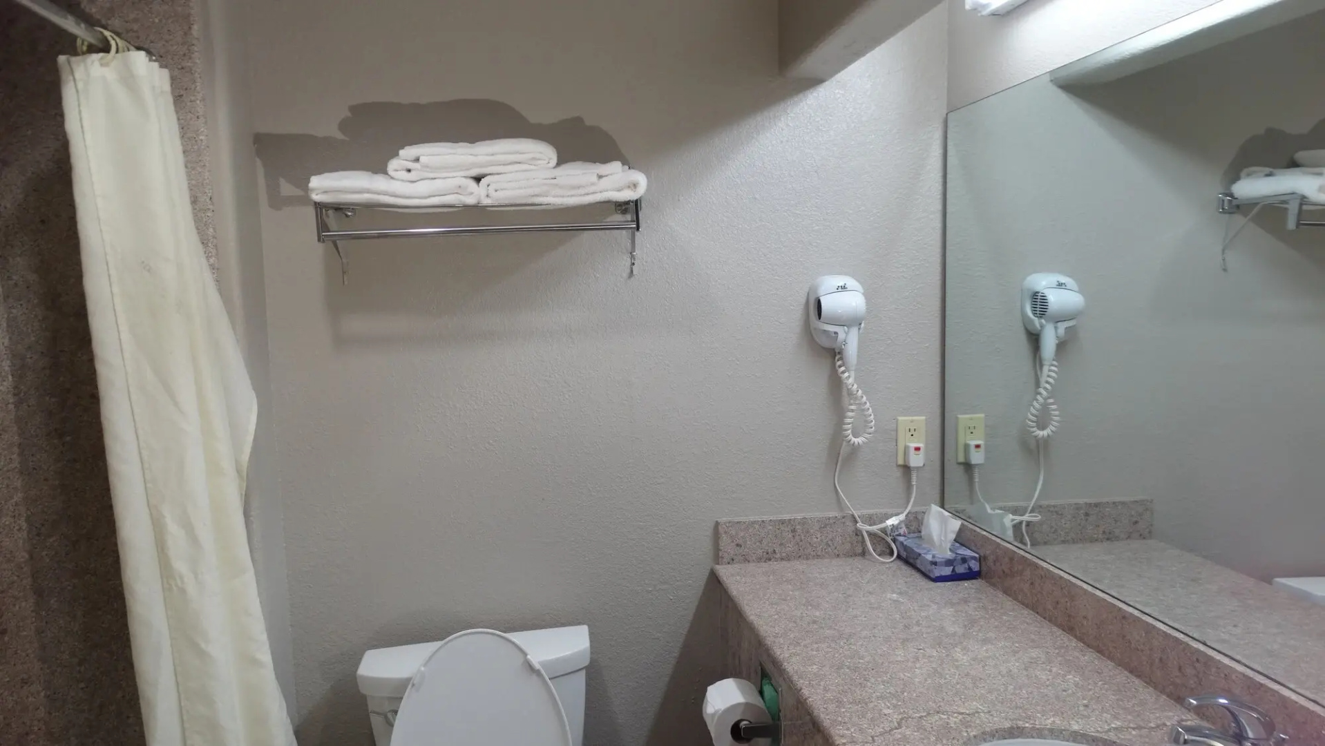 Foto - Regency Inn & Suites By Capital O Houston IAH Airport