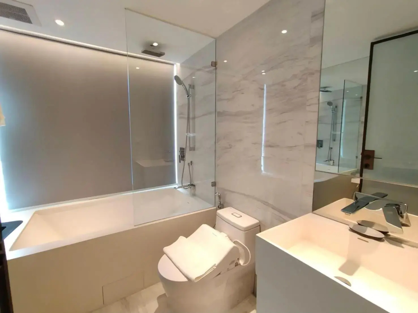 Photo - Ashley Hotel BKK (SHA)
