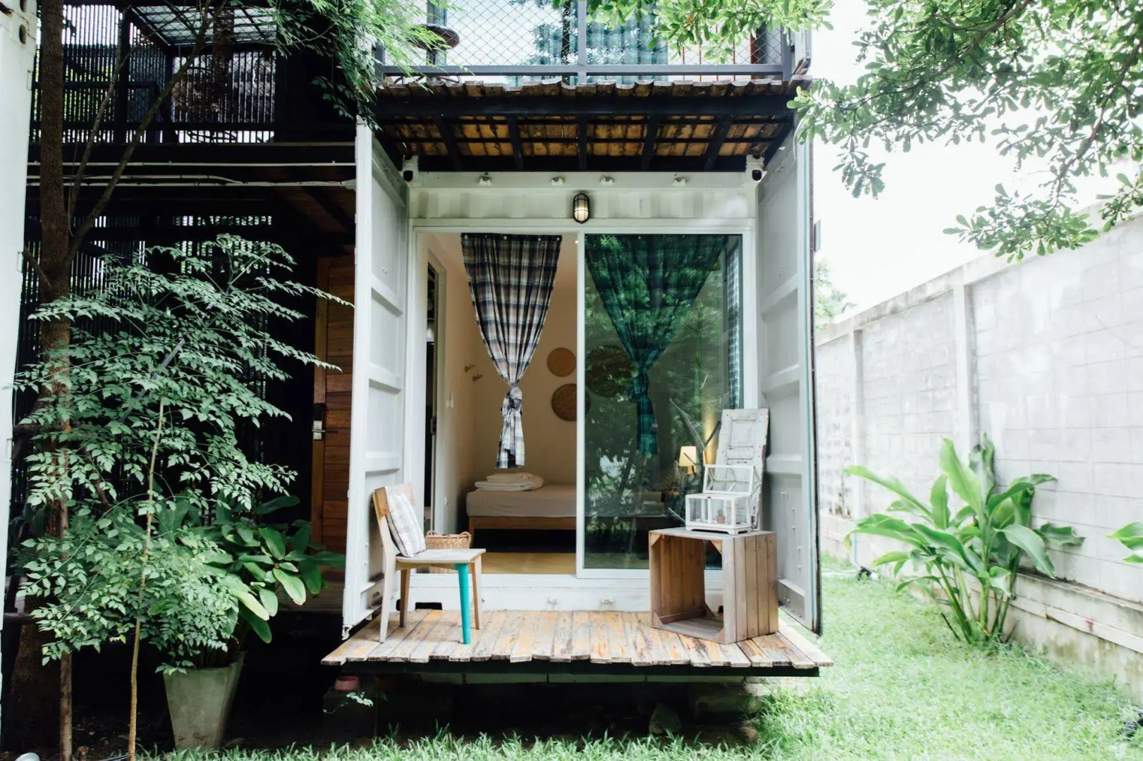 Foto - The Yard Bangkok Hostel