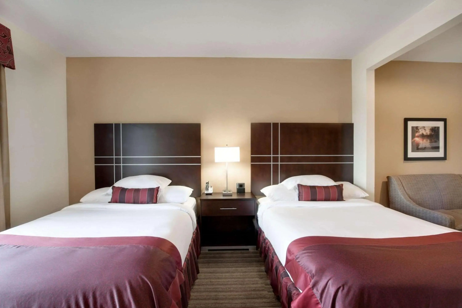 Photo - Wingate By Wyndham Houston / Willowbrook