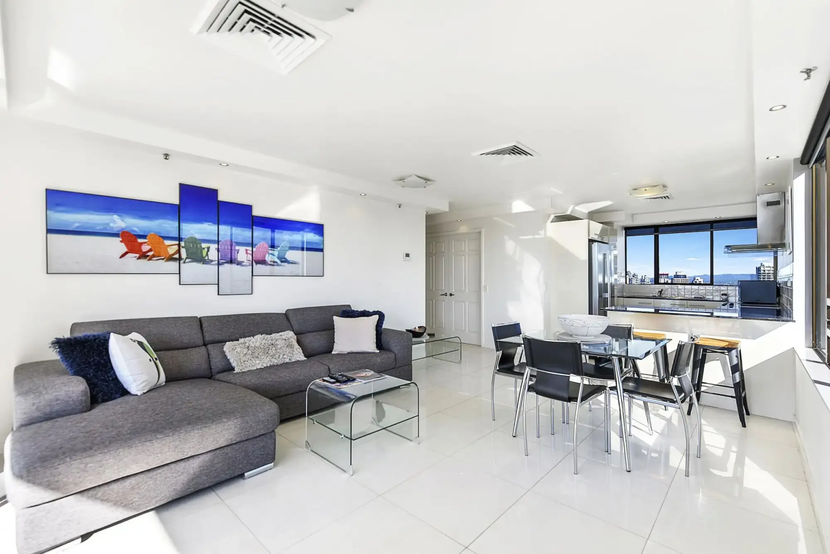 Foto - Surfers Century Oceanside Apartments