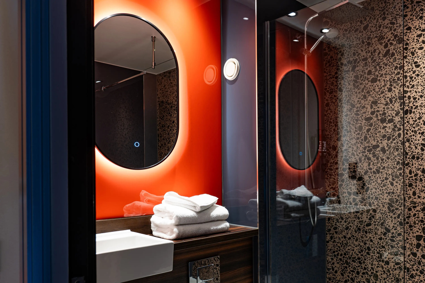 Photo - Village Hotel Manchester Cheadle