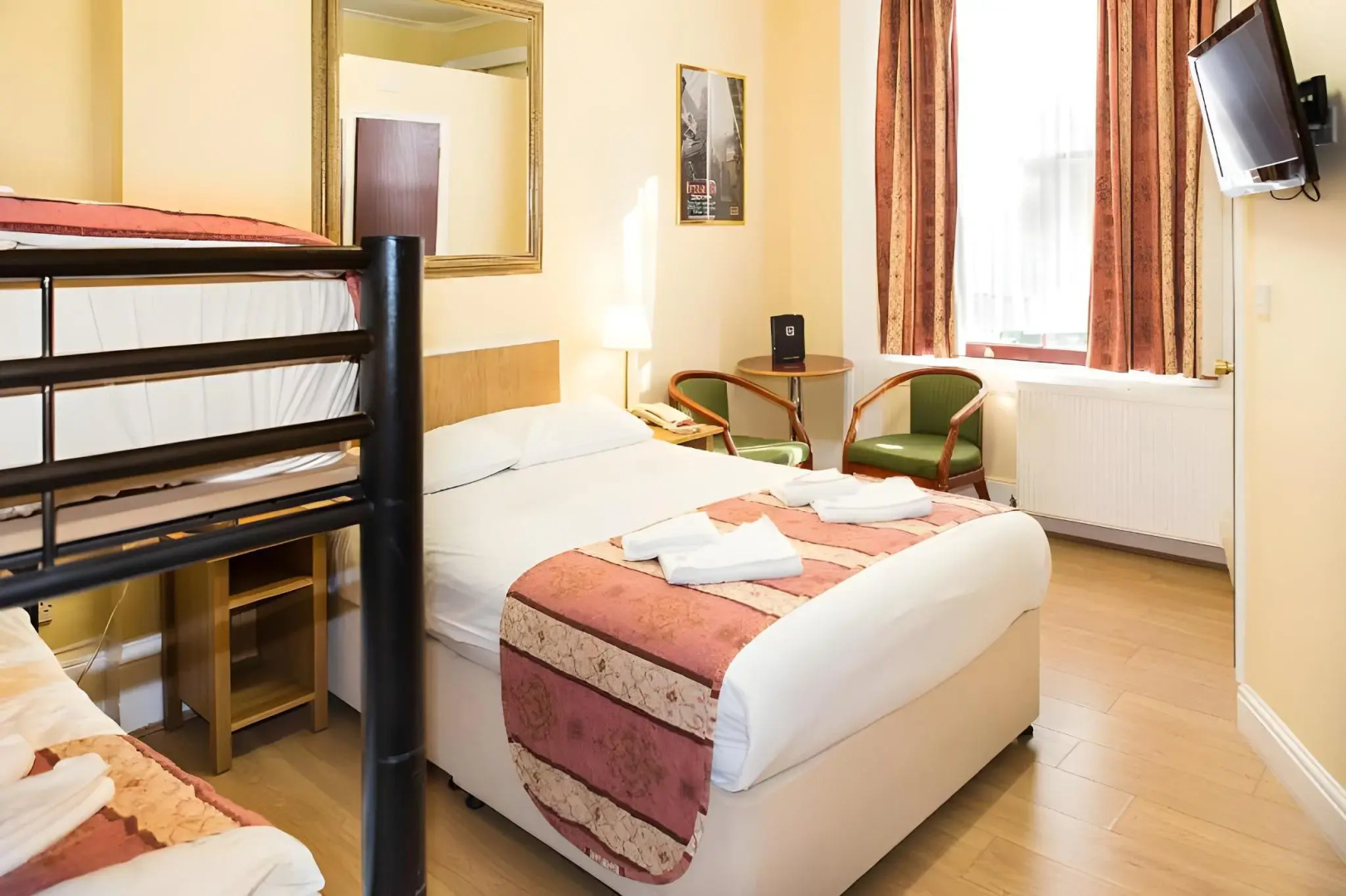 Photo - Shakespeare Hotel
