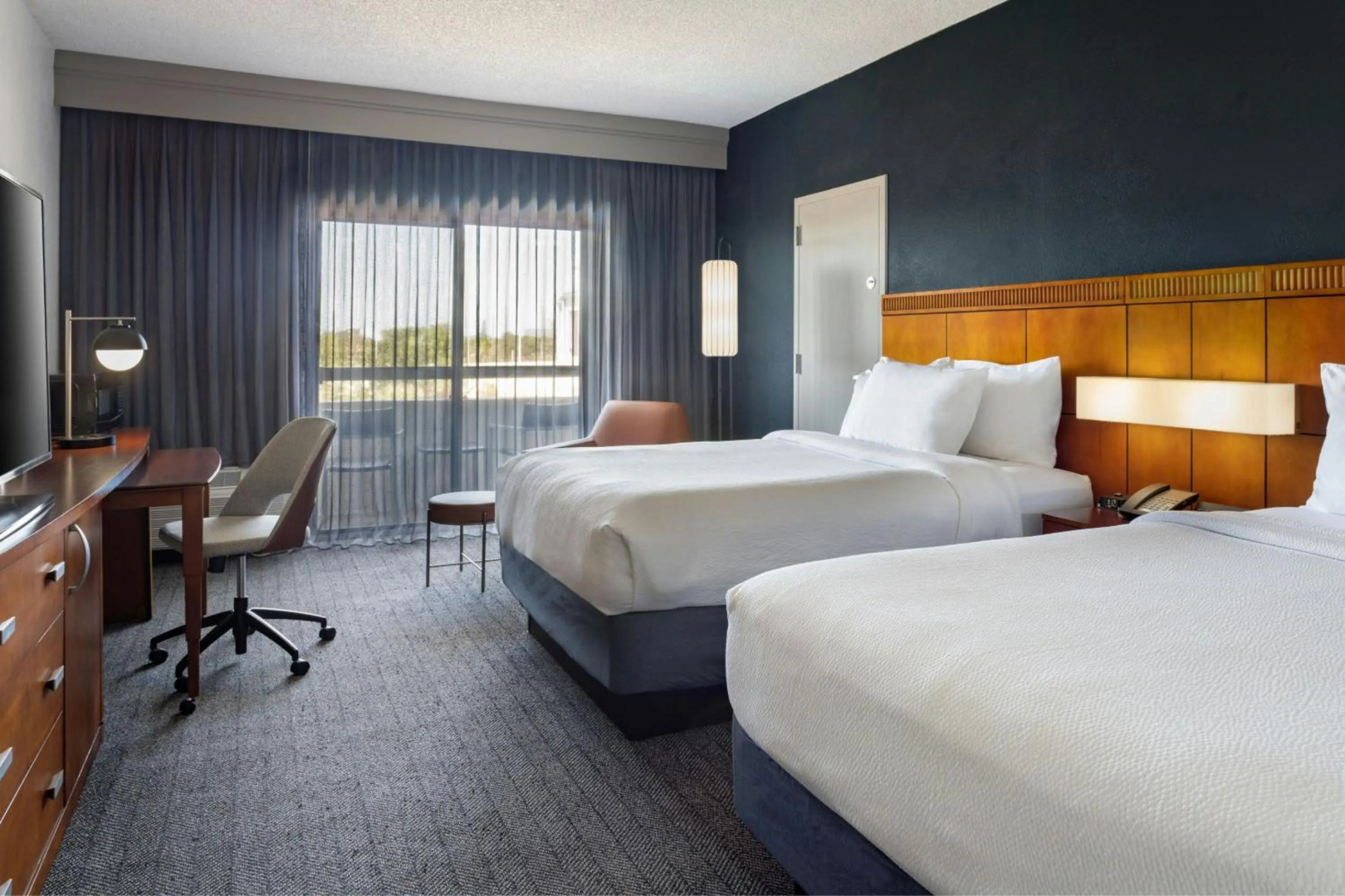 Photo - Courtyard by Marriott Tampa Westshore/Airport