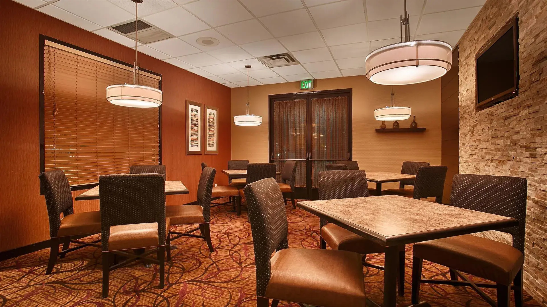 Foto - Hotel d’Lins Ontario Airport